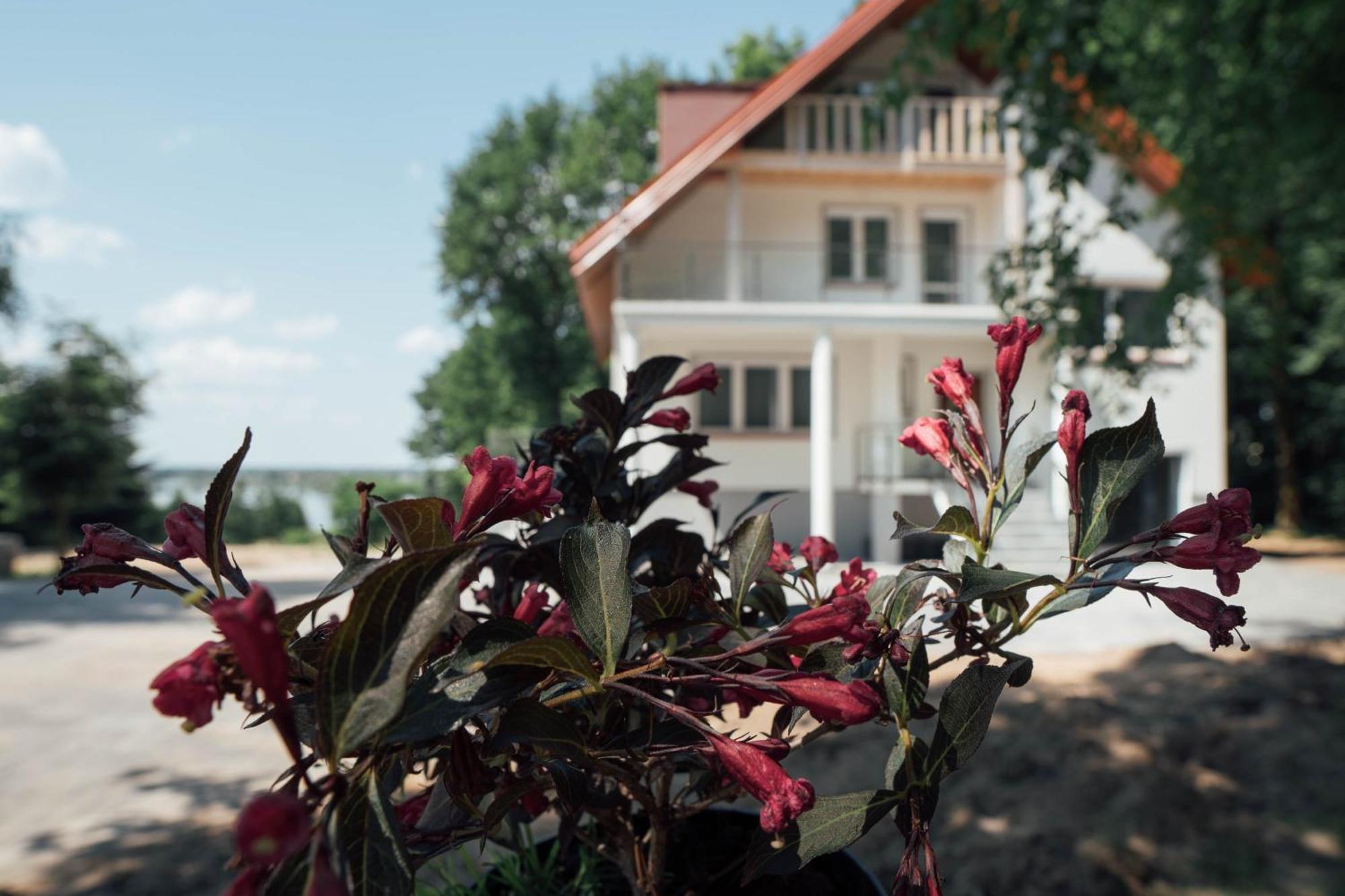 The View - Willa Z Basenem Iława Exterior foto
